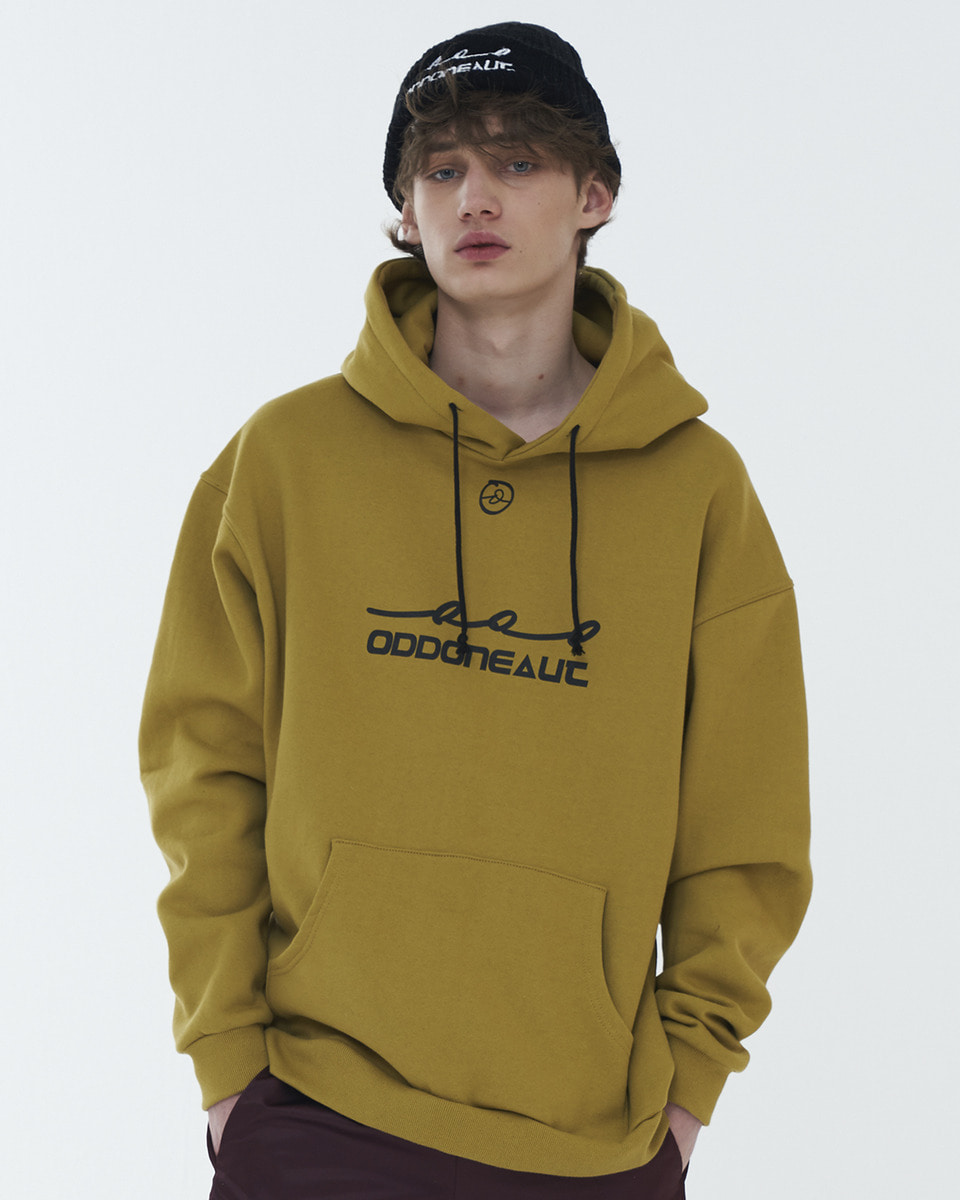ODD ONE OUT O-O-O HOOD_MUSTARD